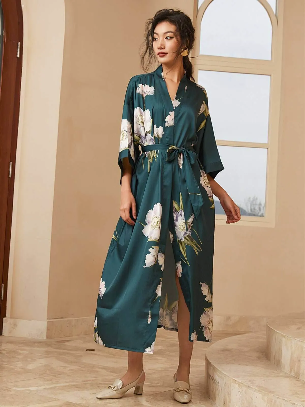 Blooming Anemone Kimono Robe