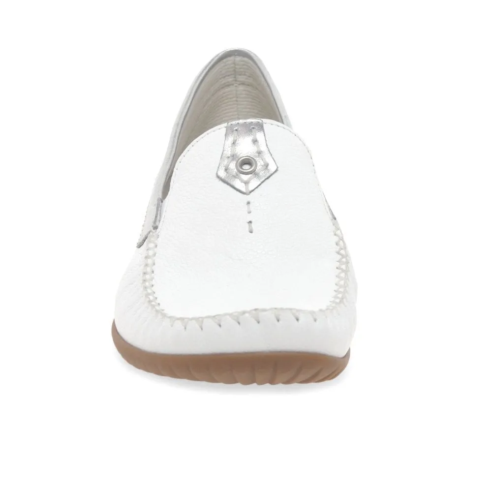 California Sporty Womens Moccasins