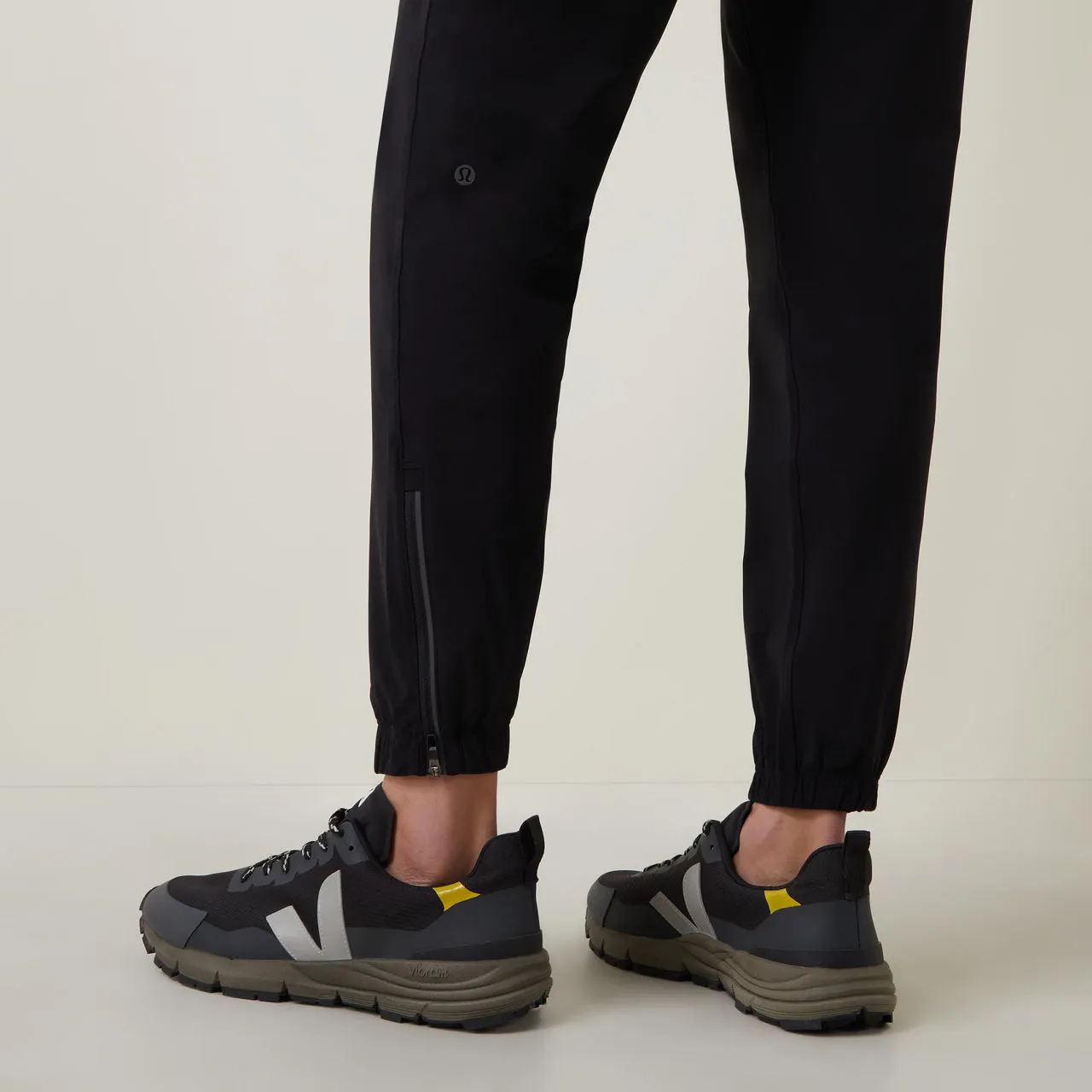 LULULEMON Surge Joggers - Black