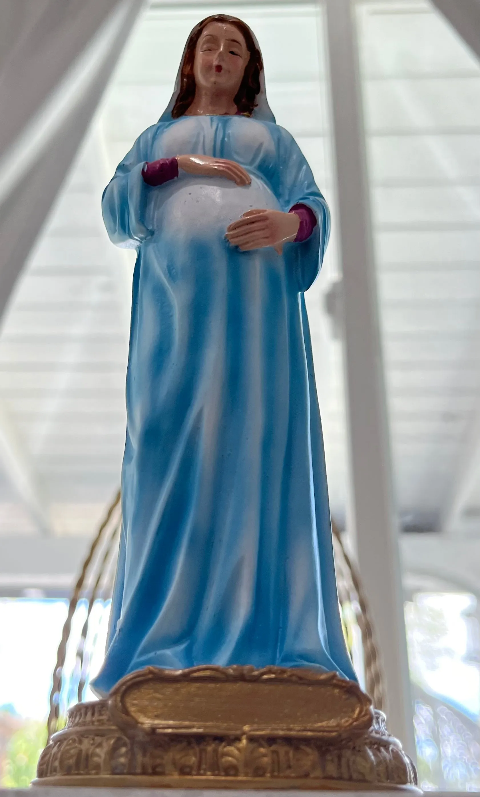 Pregnant Mary Statue - 9 inches tall