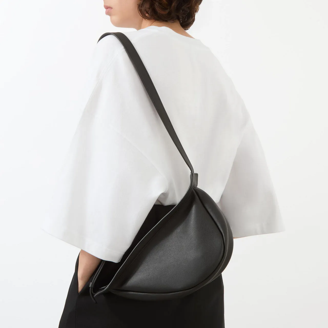 THE ROW Small Slouchy Banana Leather Crossbody Bag - Black