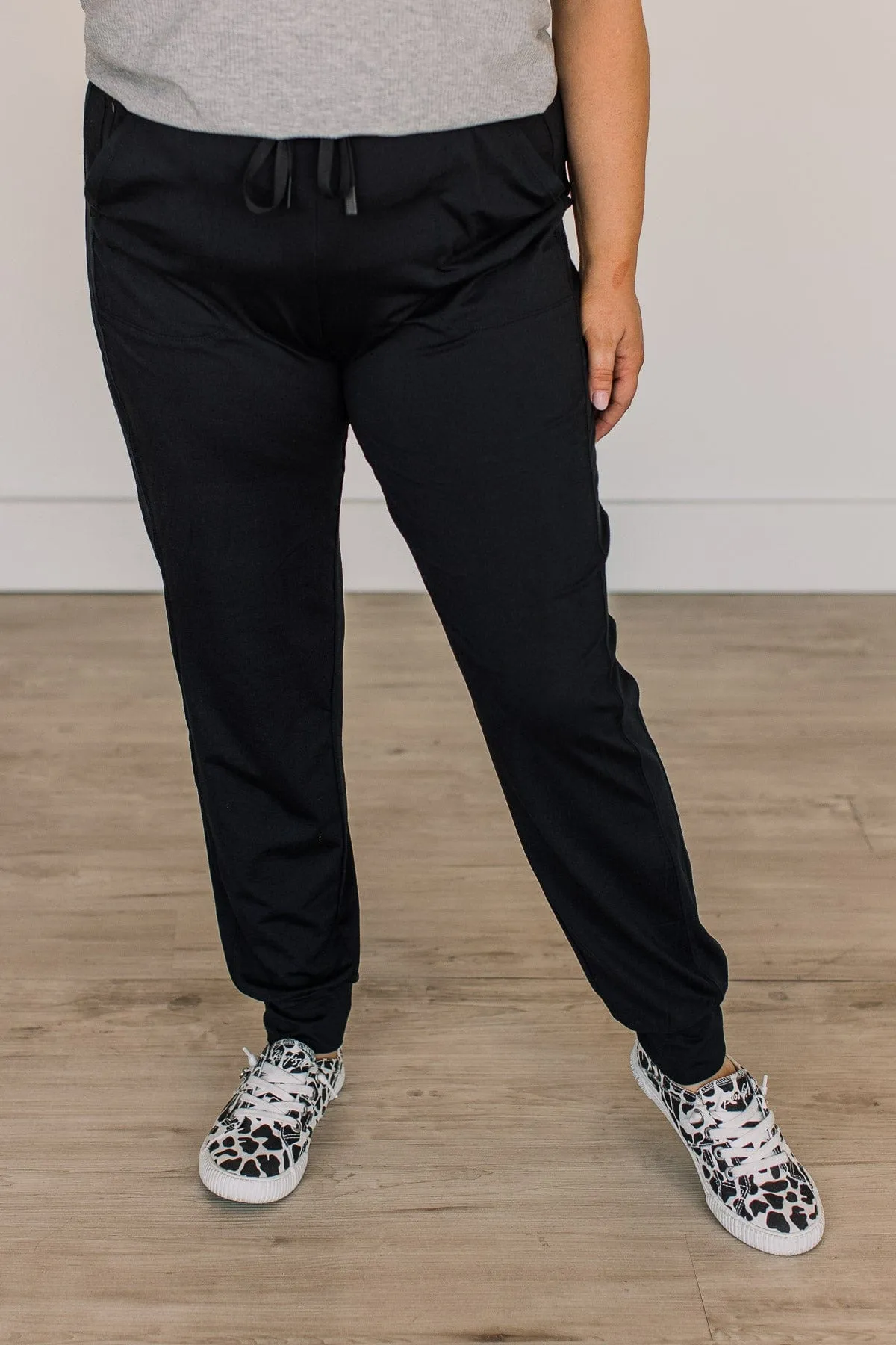 Thread & Supply Wander Around Town Joggers- Black