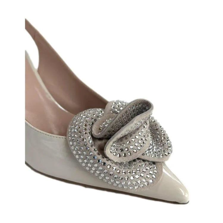 Tiffi G406 Decollete Tacco Medio Sling Back con Fiore di Strass Burro