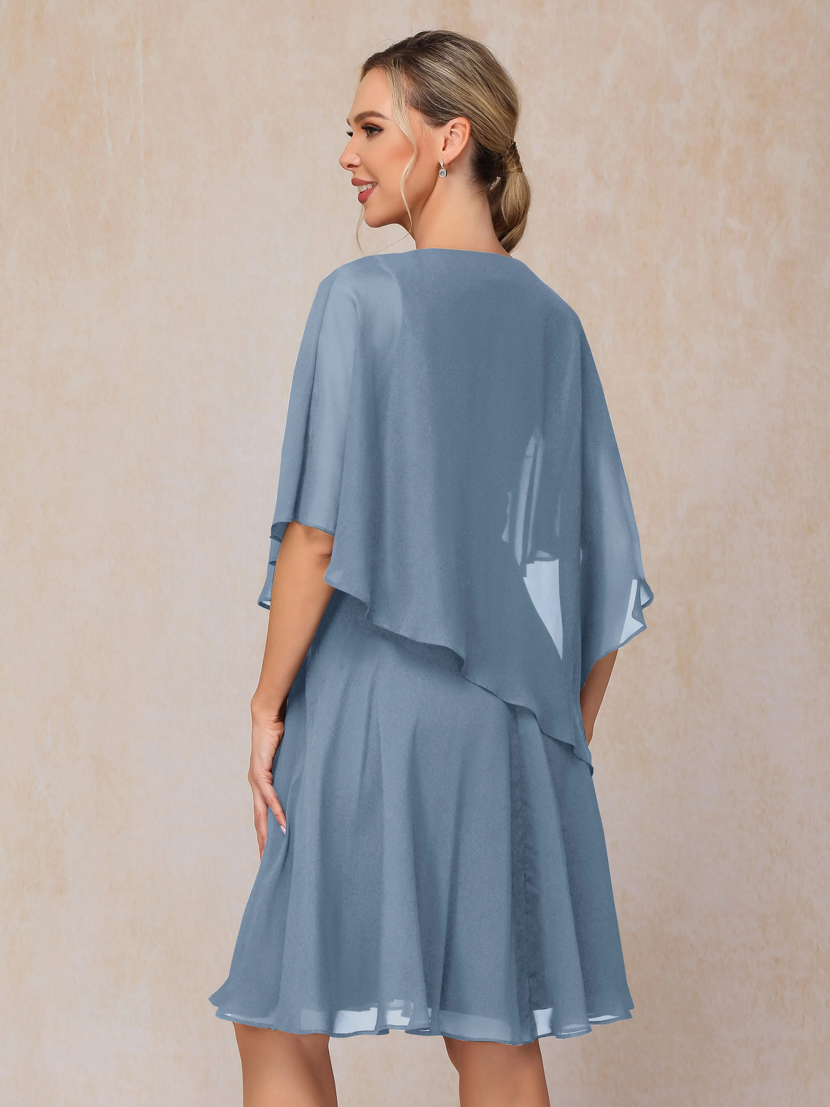 Trapèze Manches asymétriques Col V Mousseline Robe Mère de la Mariée avec cape